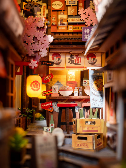 Book Nook - Maquette serre-livres, Sakura Wine Alley TGB11 Boutique Rolife Robotime 