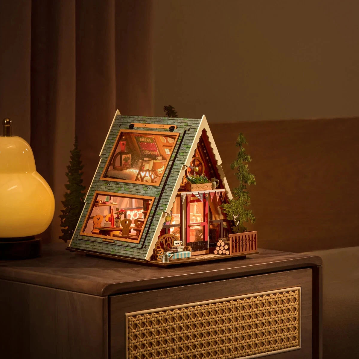 Rolife A-Frame Cabin DG181 – Maison miniature DIY Boutique Rolife Robotime 